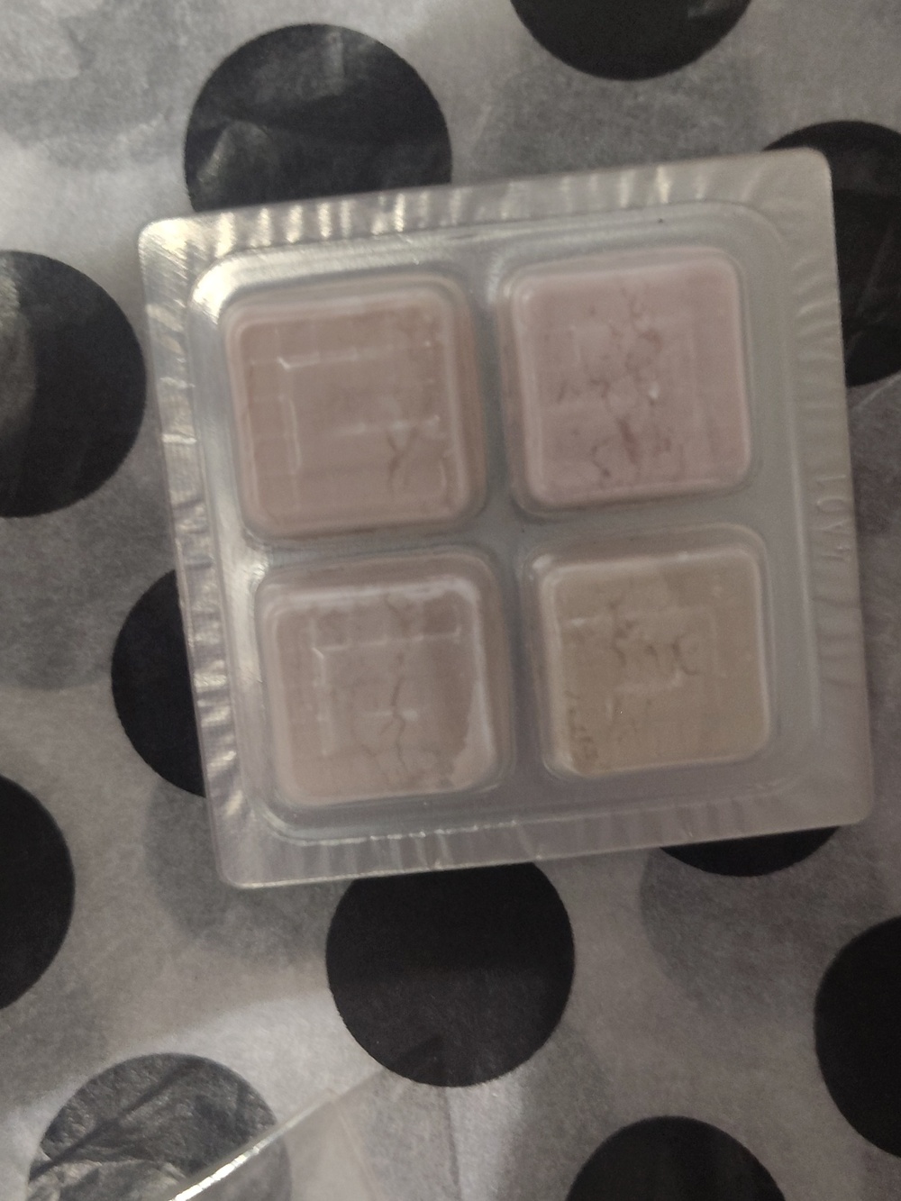 Givenchy Prisme Libre 03Color Loose Powder — Voile Rosé Small Size - Picture 5 of 7